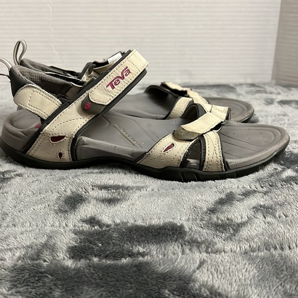 Teva Sandals - Picture 5 of 7